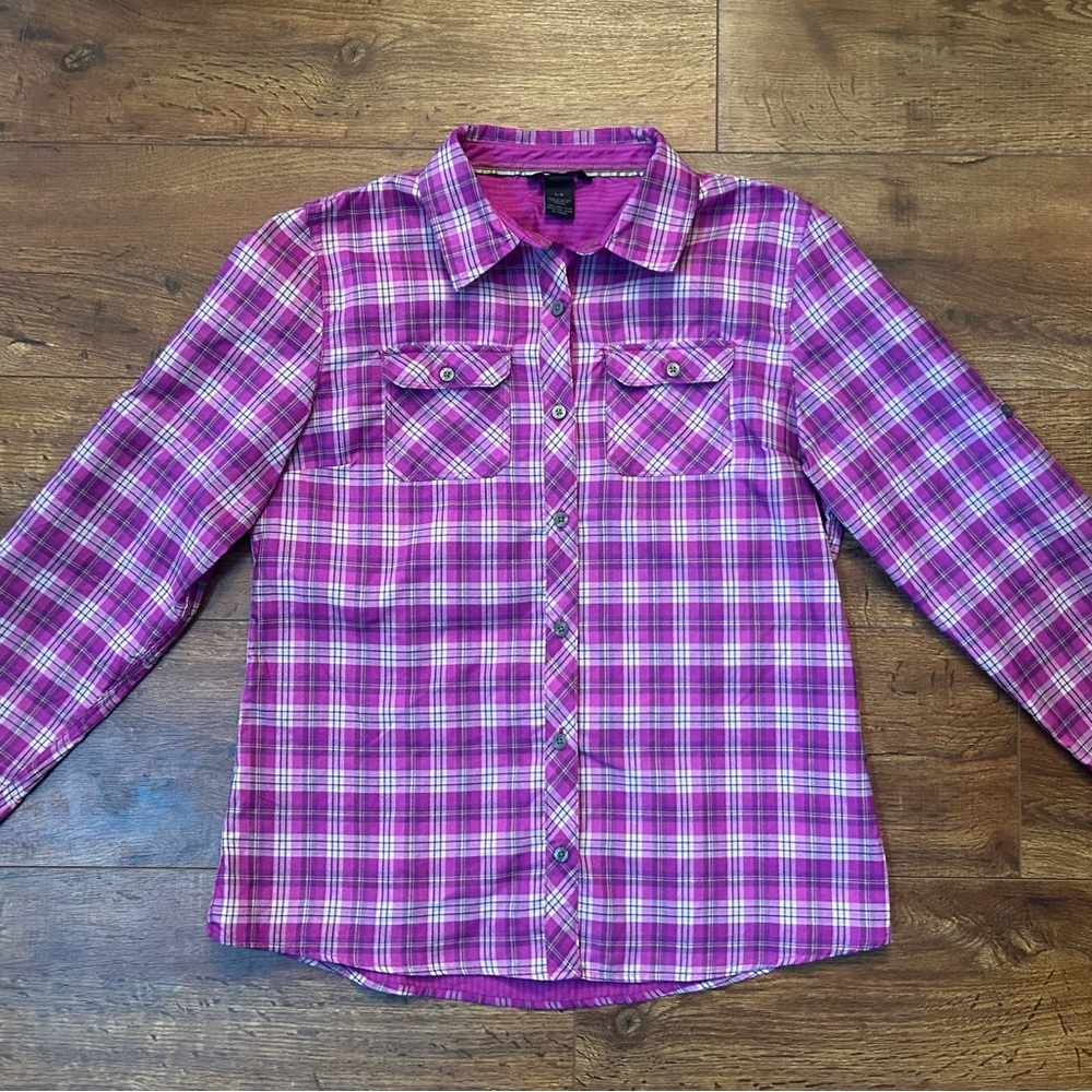Marmot Women’s Size Large Plaid Long Sleeve Shirt Shirt in Pink and Purple